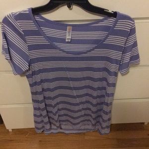 Lularoe T-shirt